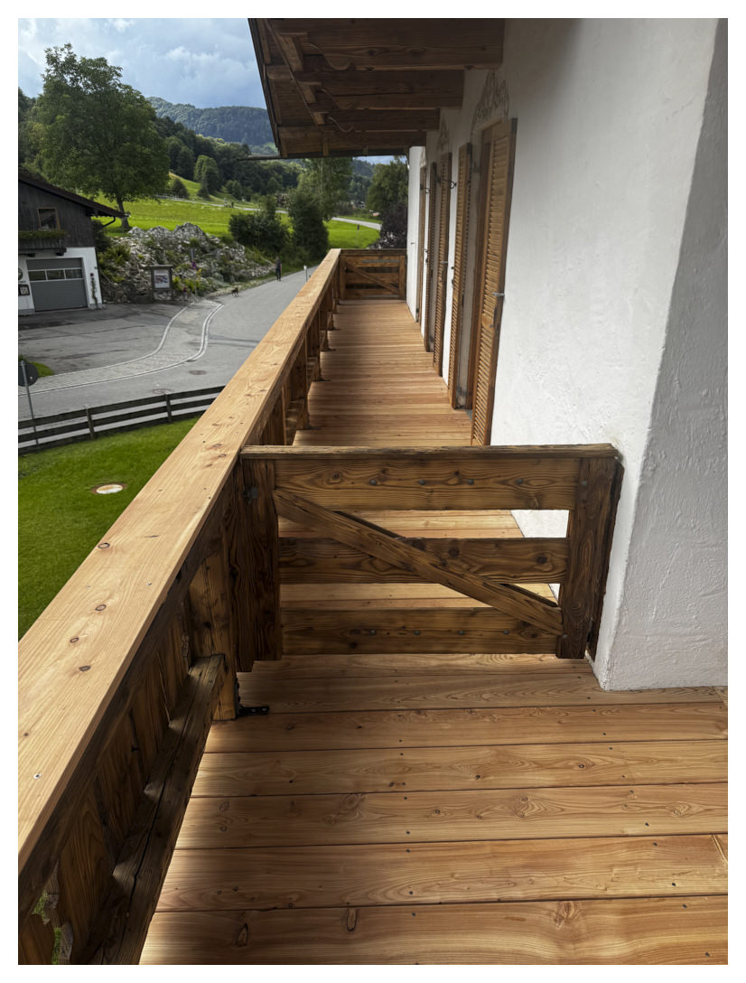 106-Seifert-Raumaustattung-Bodenbelaege-und-Parkett